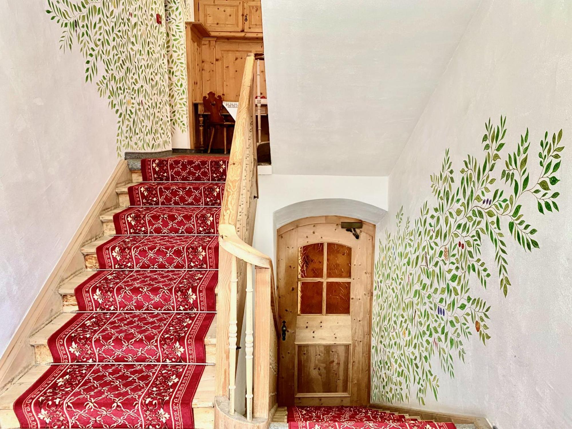 Hotel Central La Fainera Superior Valchava ภายนอก รูปภาพ